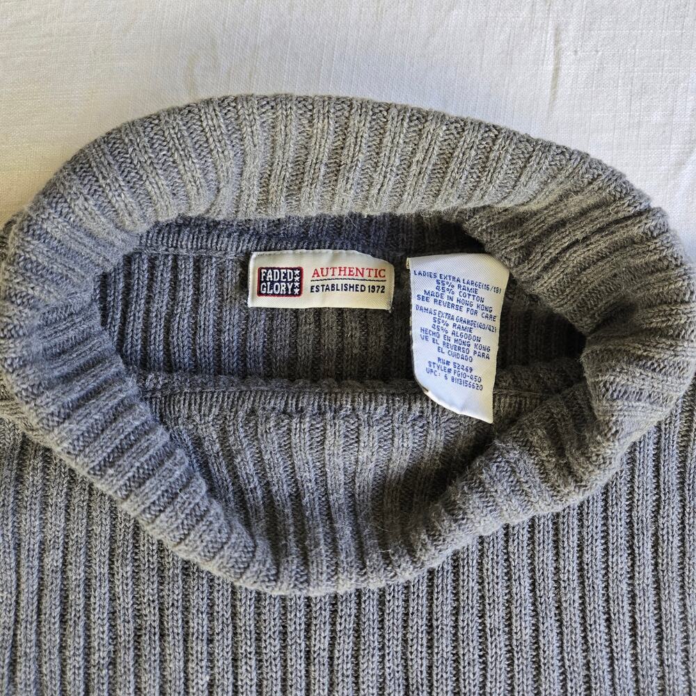 Vintage Y2K Faded Glory Ribbed Turtleneck Sweater – Women’s XL